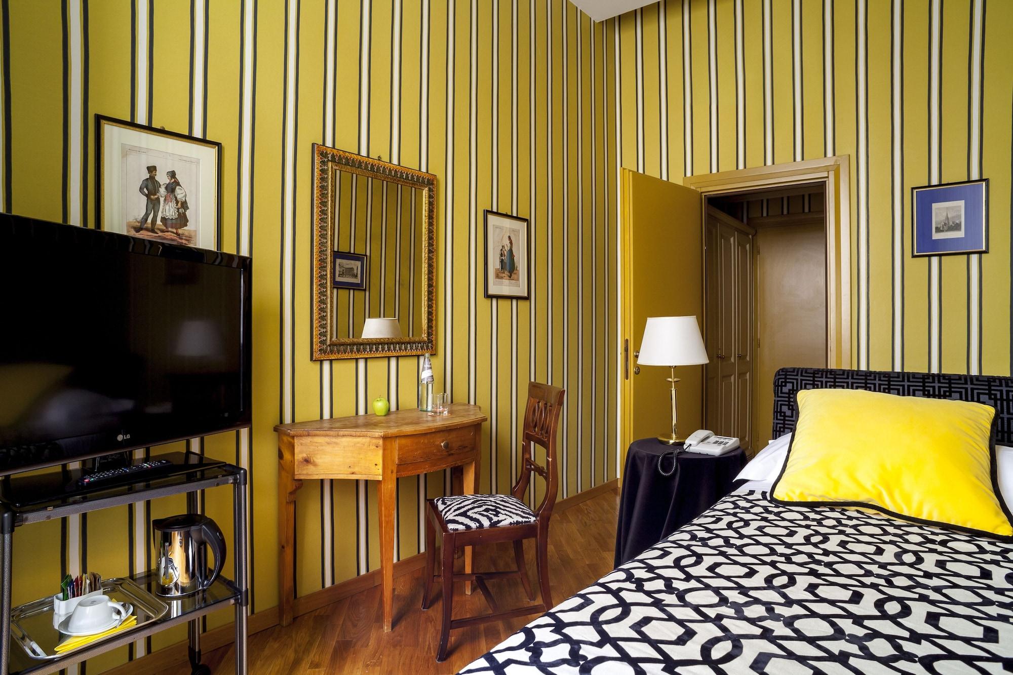 รูมเมท อิซาเบลลา Hotel ฟลอเรนซ์ ภายนอก รูปภาพ